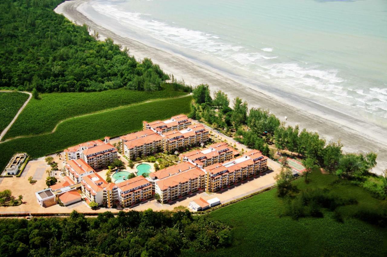Tiara Desaru Resort Εξωτερικό φωτογραφία